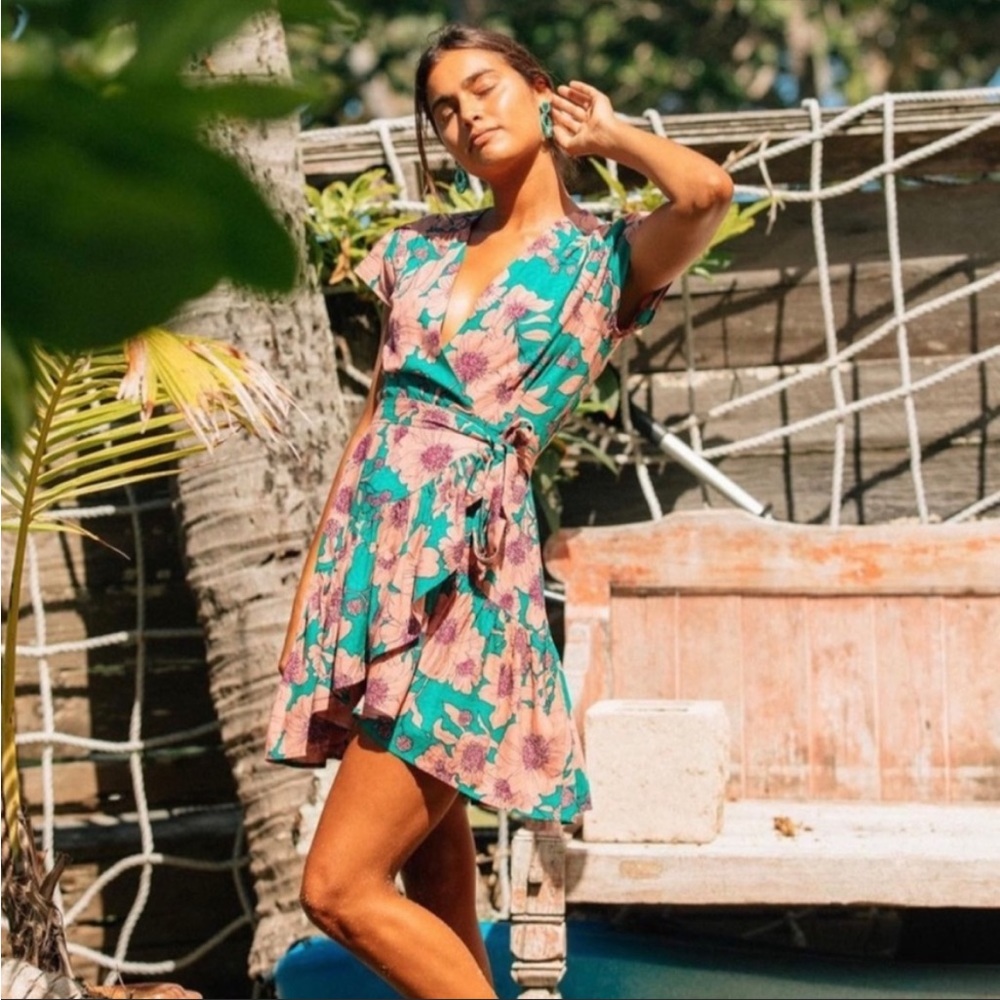XIX PALMS Wrap Dress Size XS